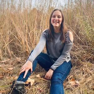 Meet your Posher, Tiara